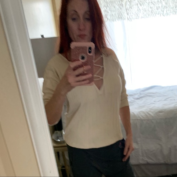 Free People Cream 3/4 Sleeve Sweater Size M - Picture 7 of 7